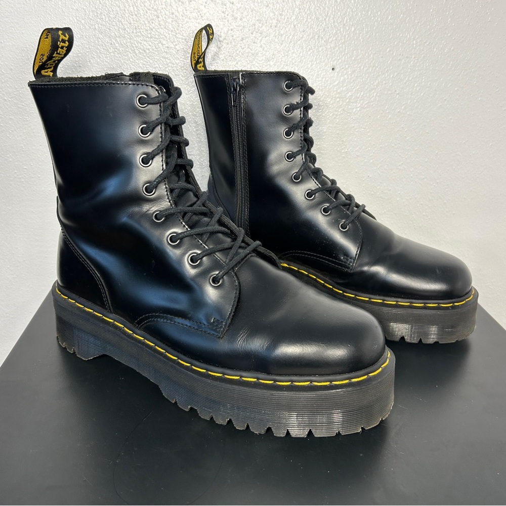 Dr. Martens Jadon boots
smooth, leather, platform, black
Men’s size US 14